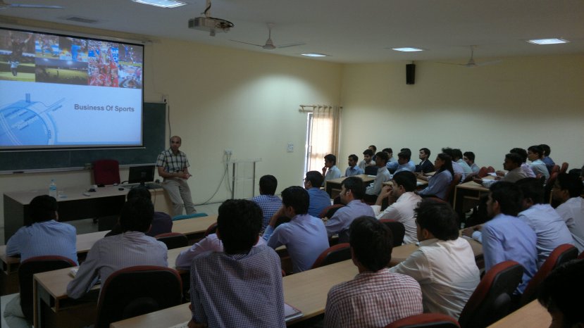 Mr. Prasana Krishnan Interacting with the students of IIM Kashipur